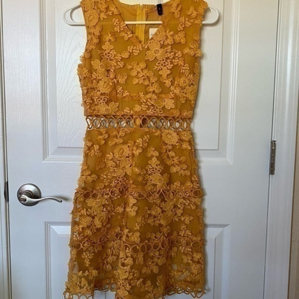 Woman | Sleeveless Dress